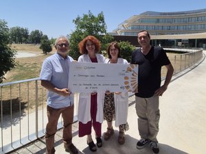 El cheque de Comminges Sin Fronteras al Oncopole