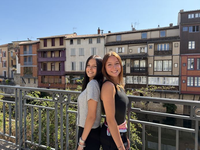 En Castres, dos hermanas compiten juntas por el título de