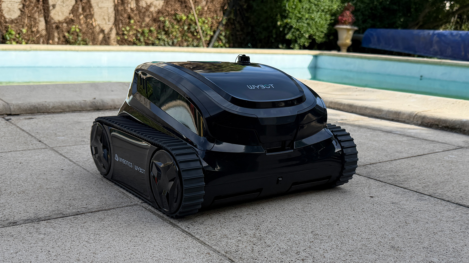 Prueba Wybot S2V: ¿el mejor robot de piscina con cámara