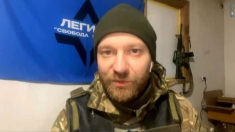 Alexei Baranovsky, volontaire pour Liberté de Russie, a déclaré que leurs combattants combattaient toujours les troupes gouvernementales russes mardi soir.