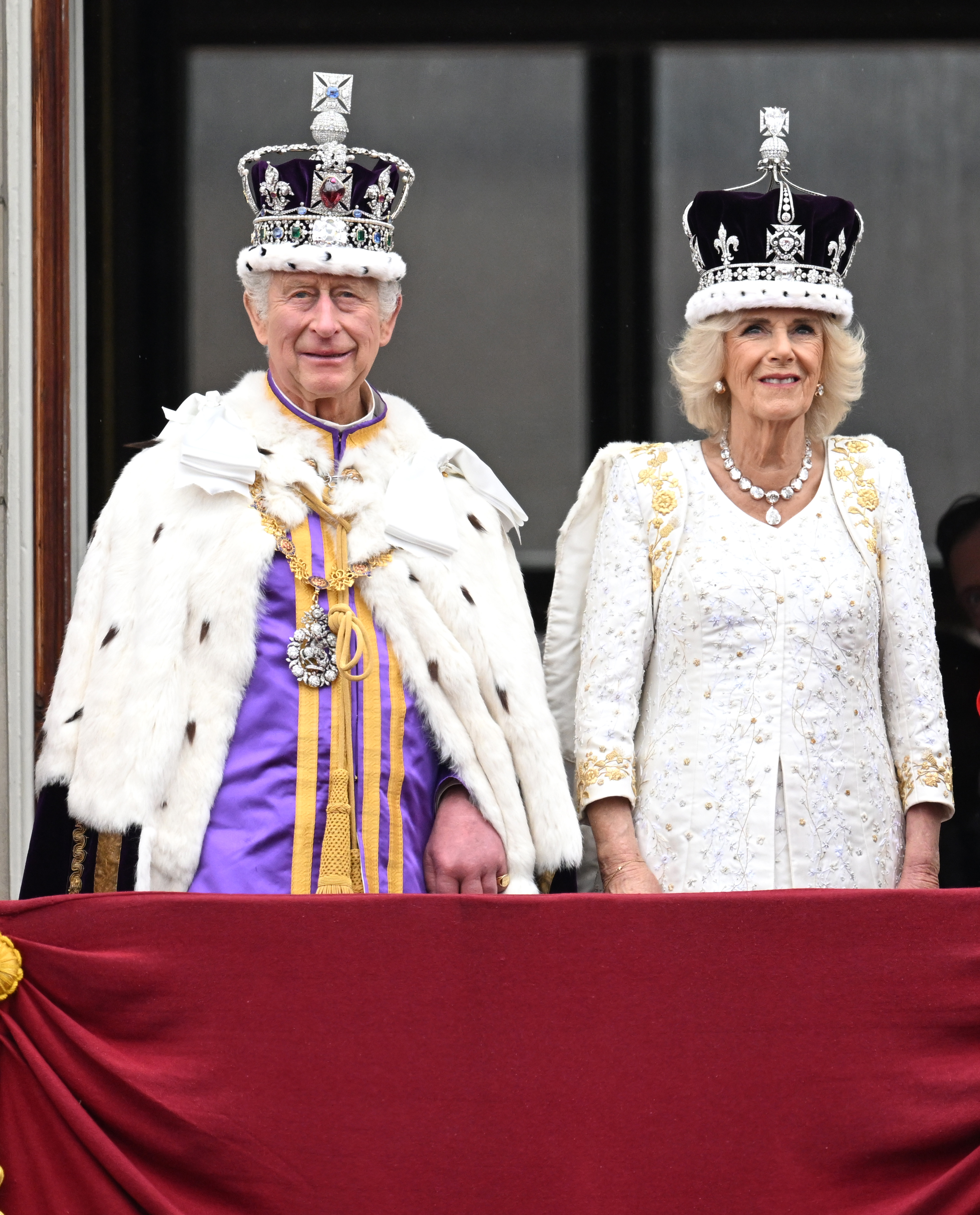   Le roi Charles et la reine Camilla au couronnement