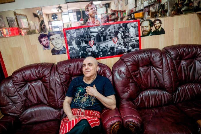 Hussein Jaber, fervent de Corbyn, propriétaire depuis 23 ans du Gadz Café 