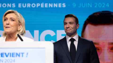 Marine Le Pen et Jordan Bardella du Rassemblement National d'extrême droite