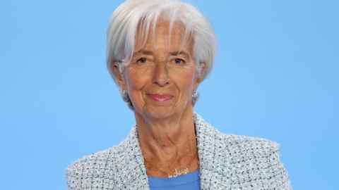Christine Lagarde s'adresse jeudi à la conférence de presse de Francfort