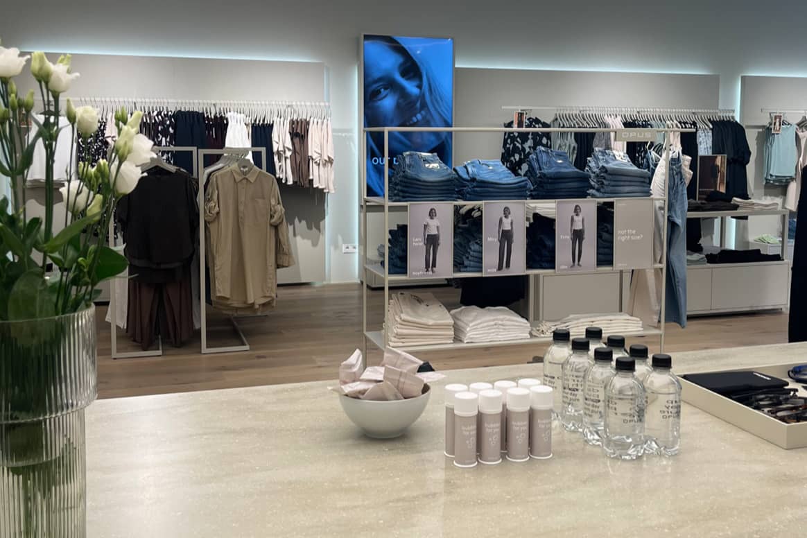 En mai, Simplicity a ouvert le premier magasin OPUS à Enschede, aux Pays-Bas.