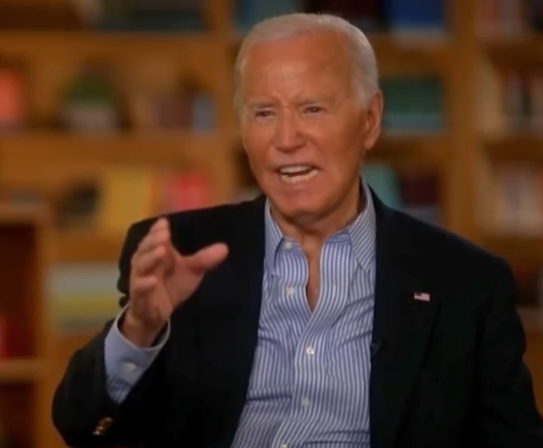 Biden, inconscient, a déclaré qu'il ne démissionnerait que si le « Seigneur tout-puissant » le lui demandait