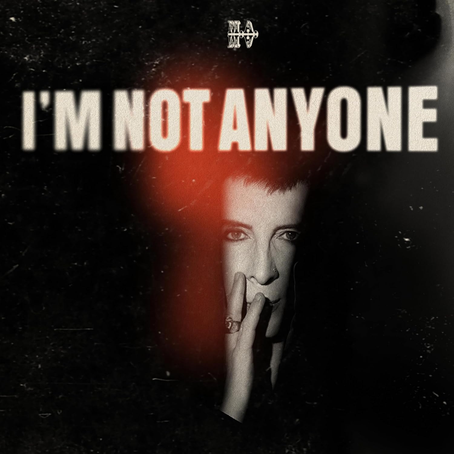 L'album I'm Not Anyone de Marc sort aujourd'hui