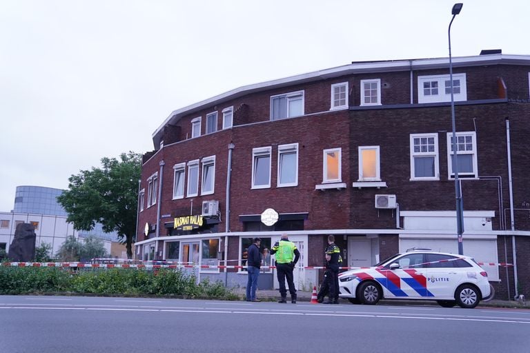 La police enquête à Nasmat Halab, sur l'Oude Engelenseweg à Den Bosch (photo : Bart Meesters).