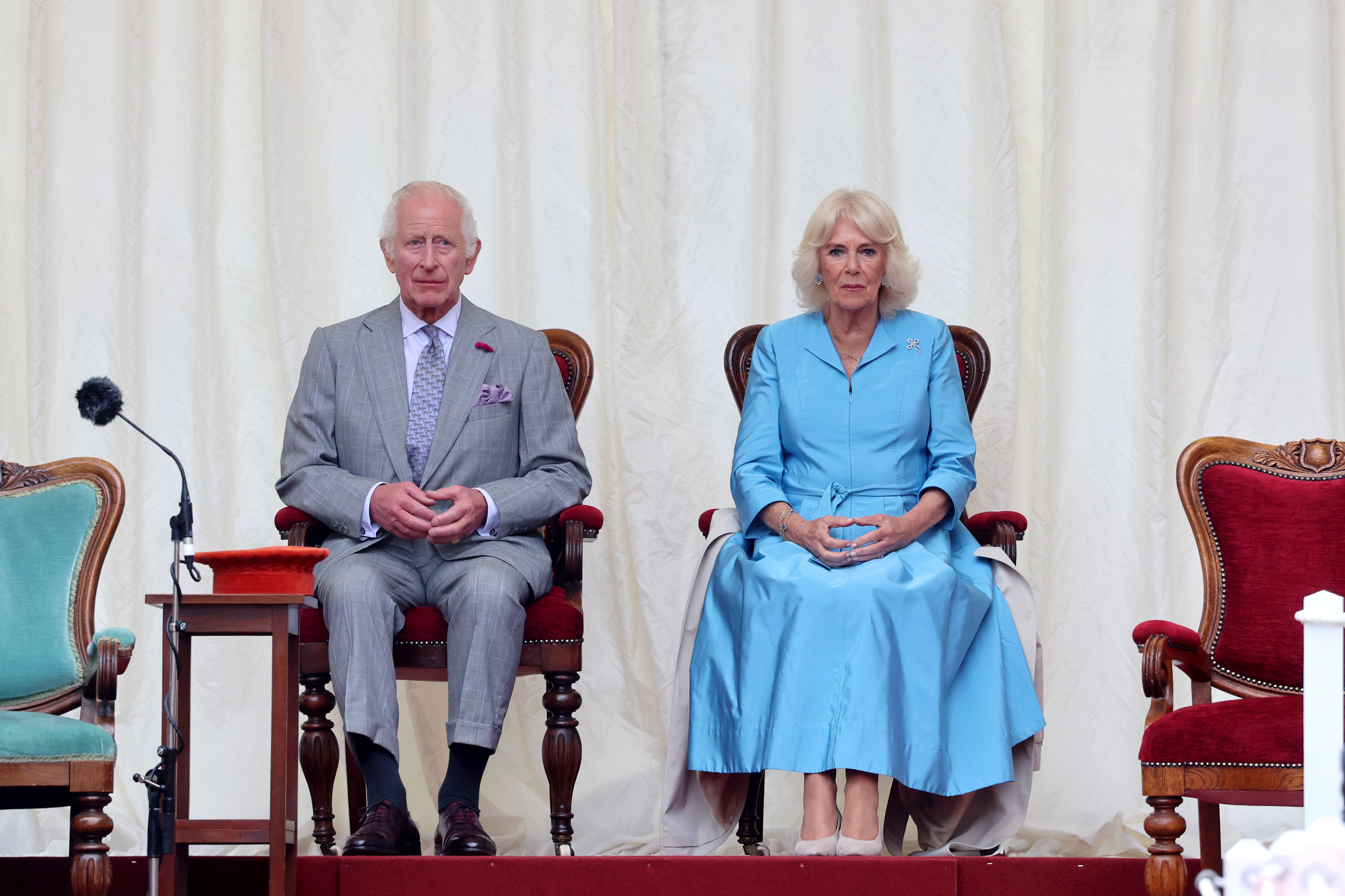 Charles et la reine Camilla lors d'une visite officielle à Jersey