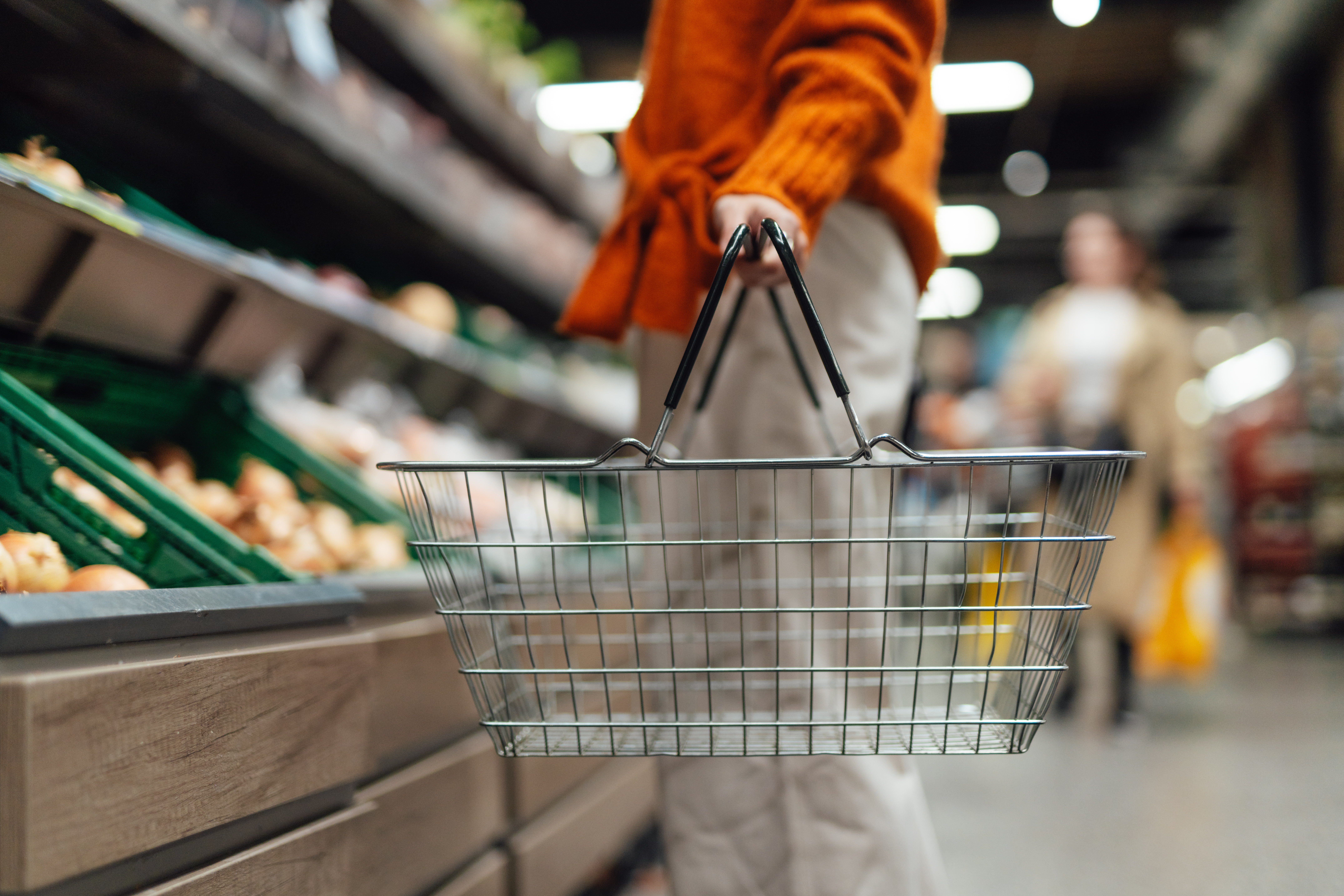 Des bons d'alimentation sont destinés à aider les résidents vulnérables du supermarché