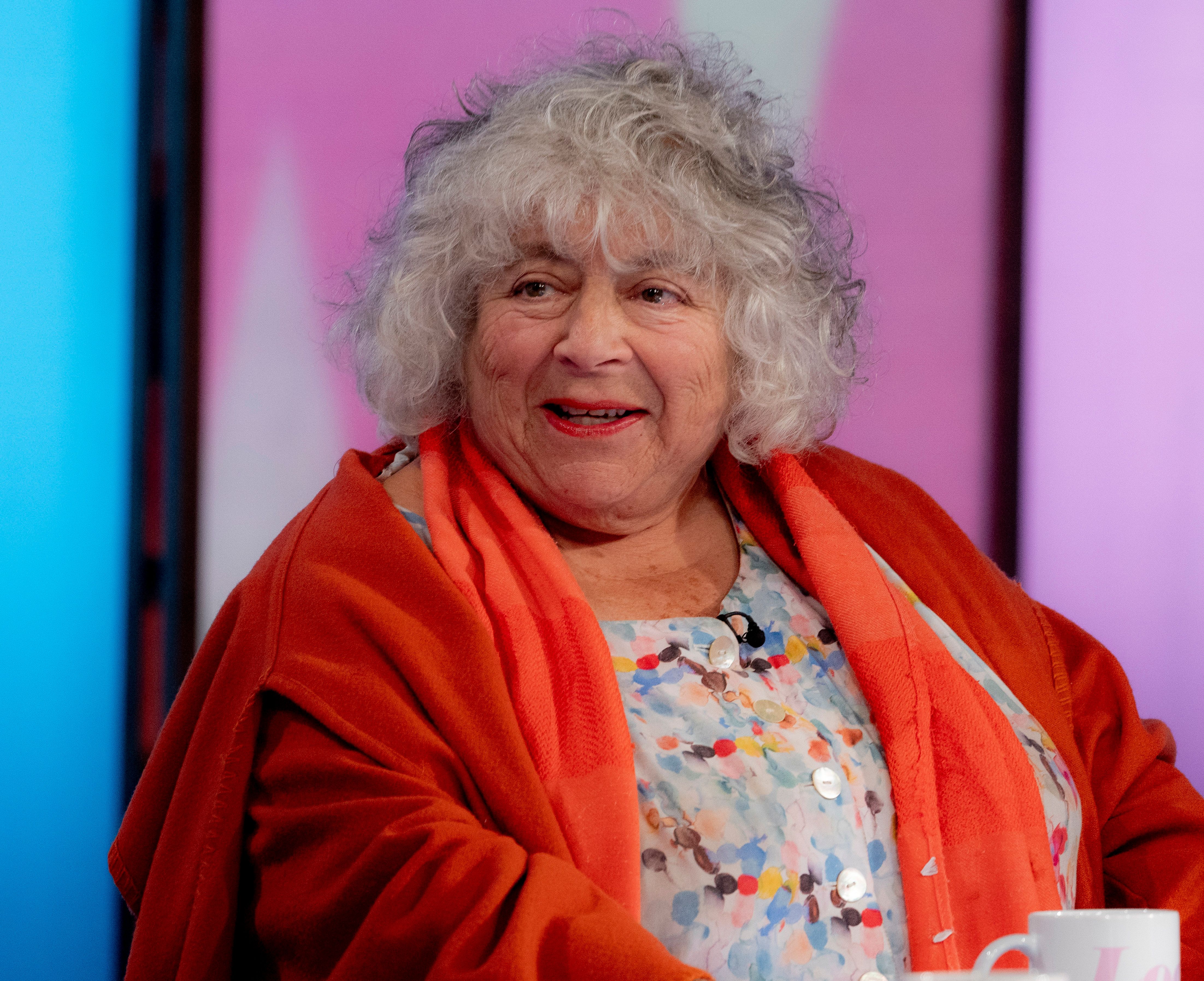 Miriam Margolyes espère rester plus près de chez elle pour son prochain récit de voyage