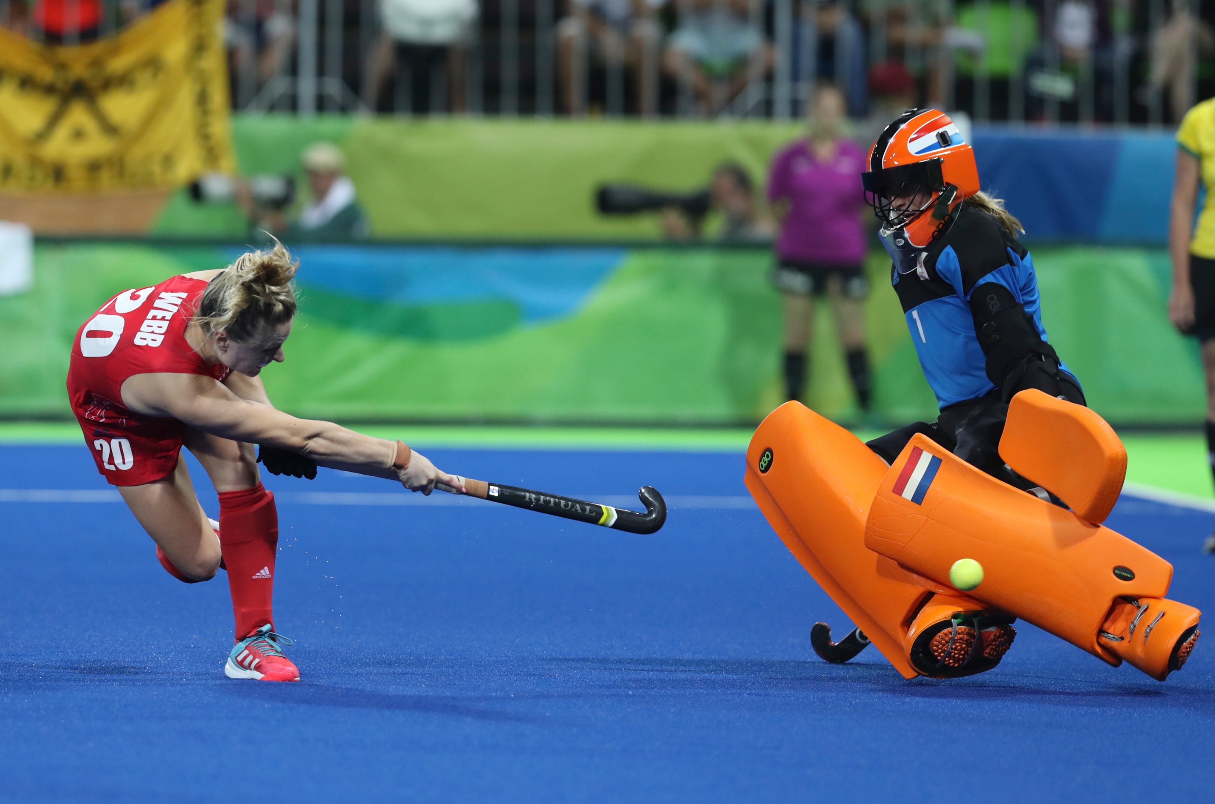 Pearne-Webb a marqué le penalty victorieux contre les Pays-Bas pour décrocher l'or olympique à Rio 2016