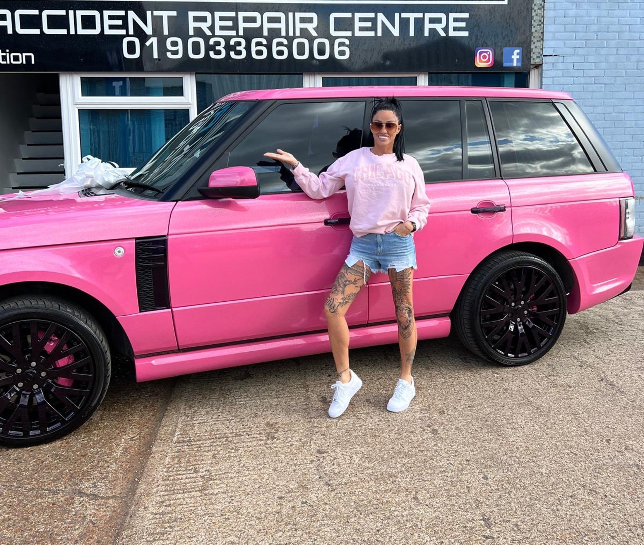 On lui a ordonné de remettre son Range Rover rose