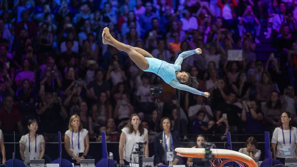 Simone Biles est une légende : au saut elle réalise le saut réservé aux hommes