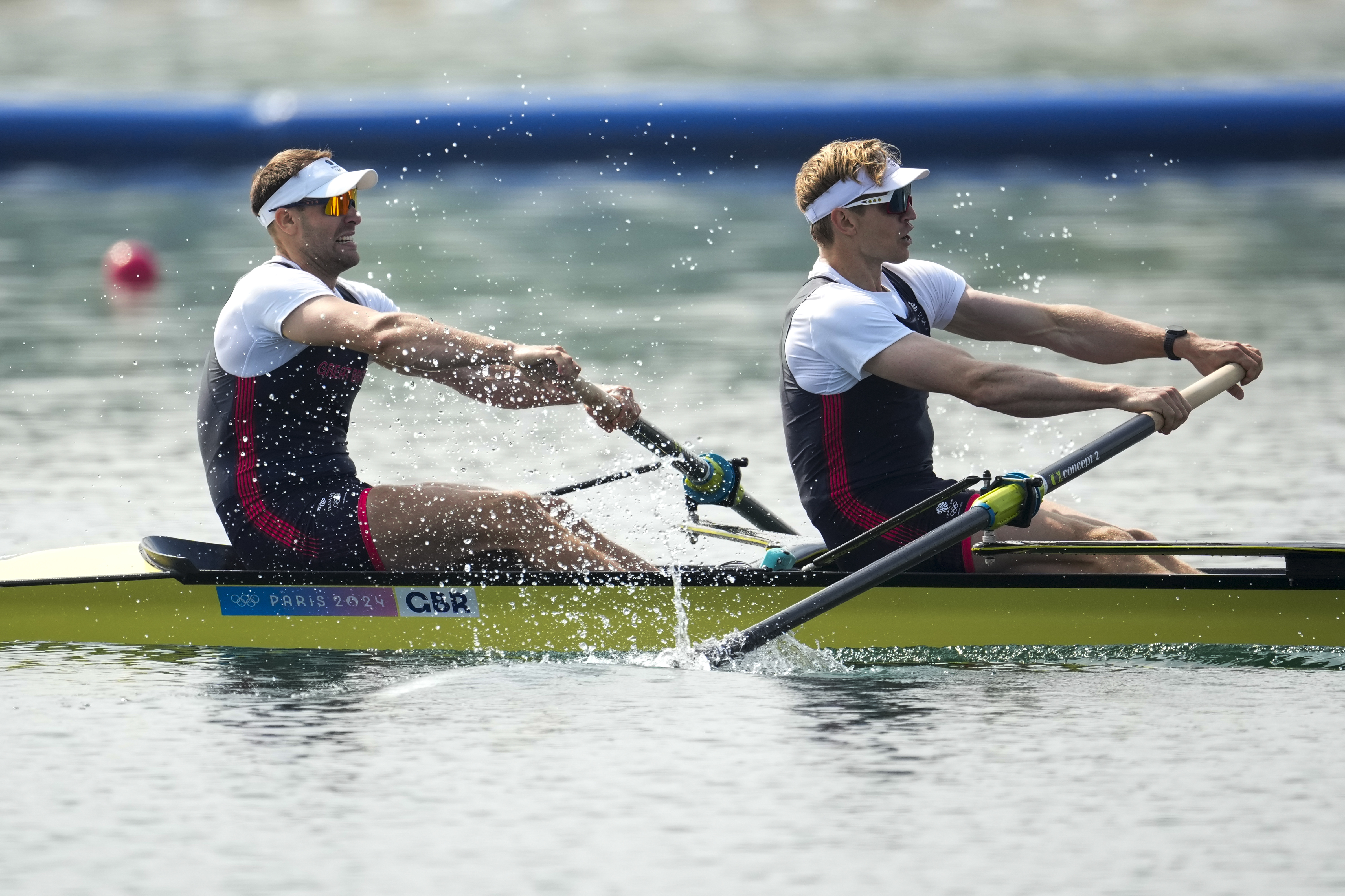 Les rameurs de l'équipe britannique Oliver Wynne-Griffith et Tom George ont raté de peu l'or