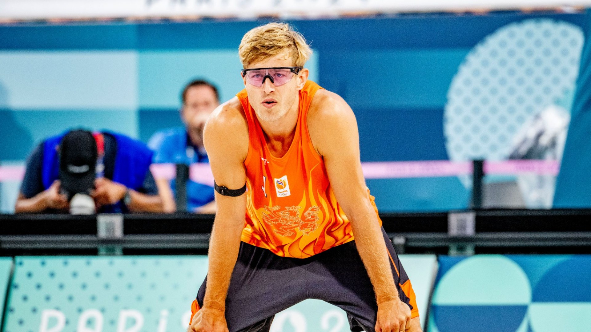 Le violeur d’enfants olympique néerlandais Steven van de Velde s’écrase en huitième de finale de volley-ball sous les huées du public