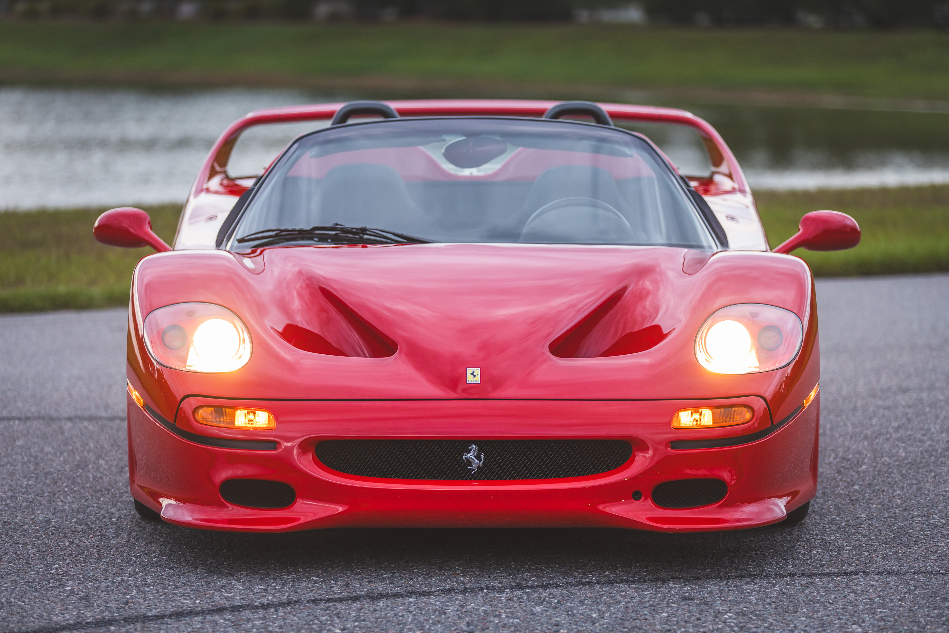 La Ferrari F50 de 1995 est populaire auprès de célébrités telles que Rod Stewart, Clint Eastwood et Mike Tyson