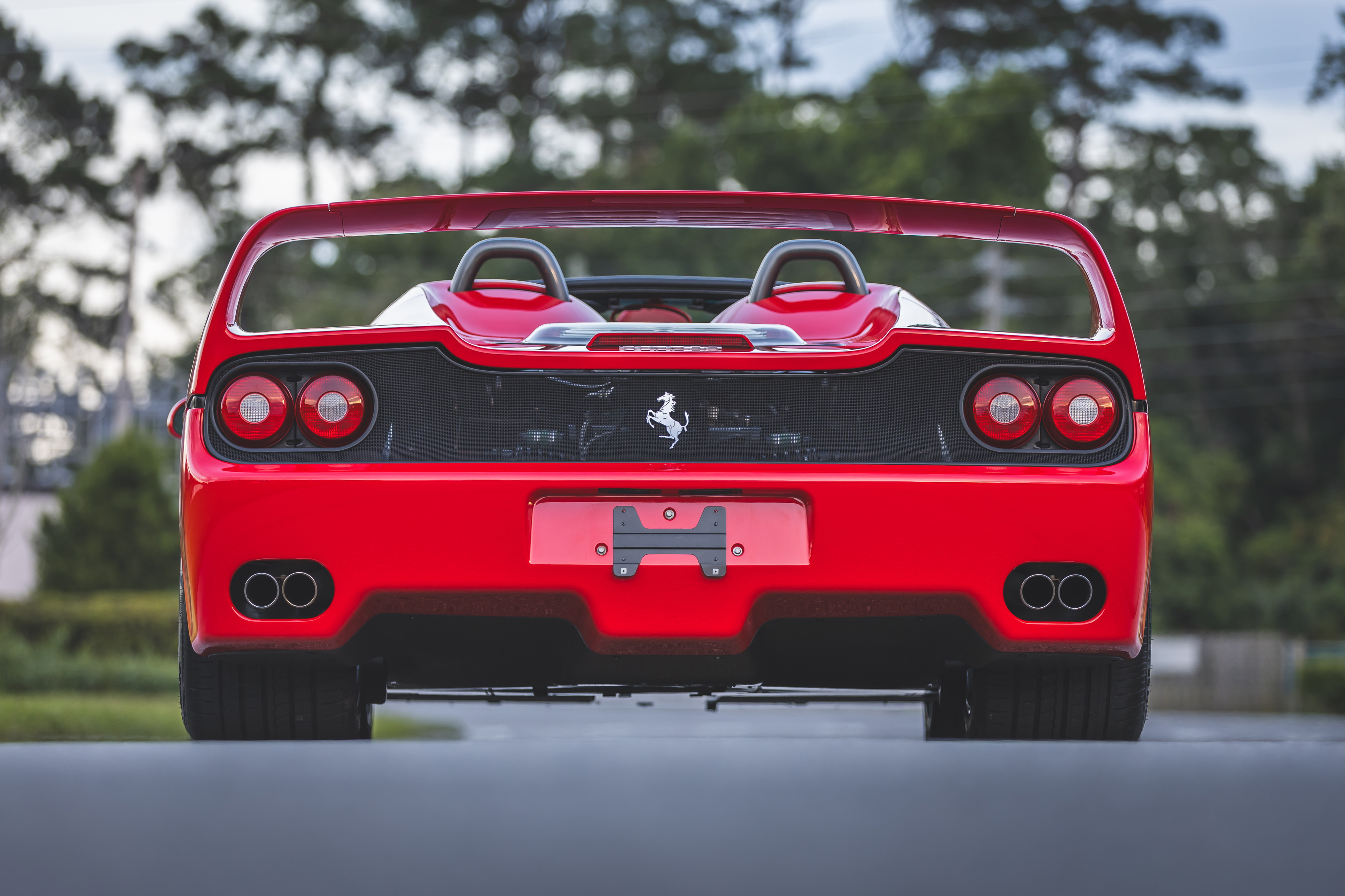 Ferrari n'a produit que 349 exemplaires de la F50