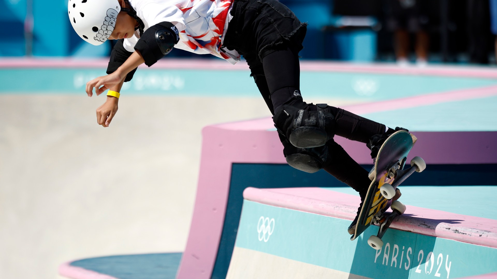 Un skateur de 11 ans écrit l’histoire avec une course incroyable aux Jeux olympiques de 2024, tandis que les fans disent « c’est incroyable de voir ça »