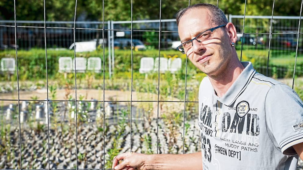 Chris L. (40 ans), développeur de logiciels : « Depuis que la fontaine s'est éteinte, il y a des pantalons morts dans le parc.  Les prairies du parc étaient pleines de monde.  C'est un parc tellement génial, il met vraiment en valeur le quartier !  L’eau a toujours fourni un climat idéal.