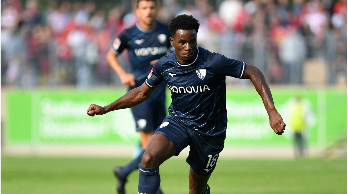 Osei-Tutu du VfL Bochum vers l’Angleterre : transfert depuis Bolton