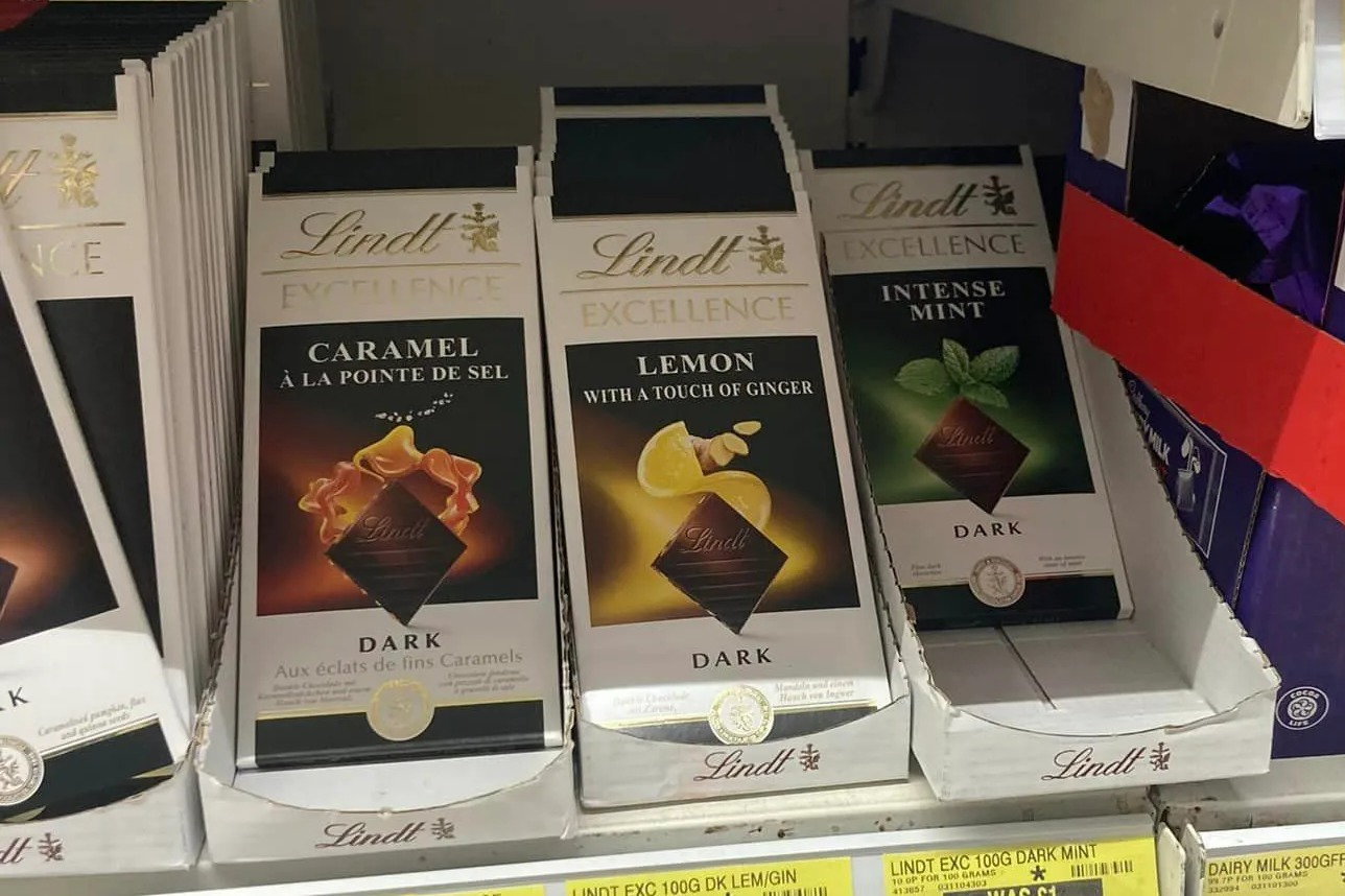 Un grand discounter vend des barres de chocolat Lindt pour seulement 10 centimes, soit plus de 95 % moins cher que Tesco et Asda