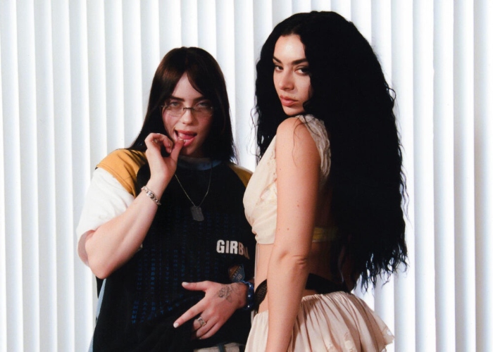 Charli xcx réalise son 10ème top 1 sur JNSP ; Billie Eilish, la 5e