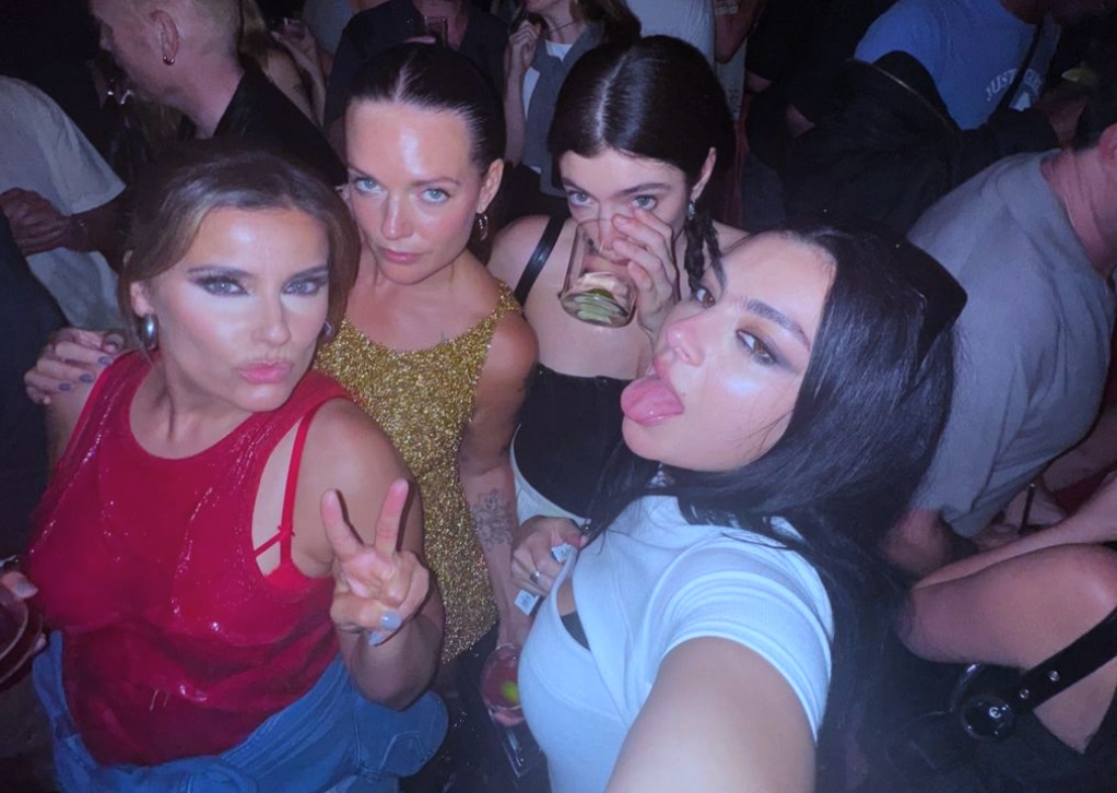 Charli xcx fête son anniversaire avec Billie, Lorde, Furtado, Rosalía, Tove Lo…