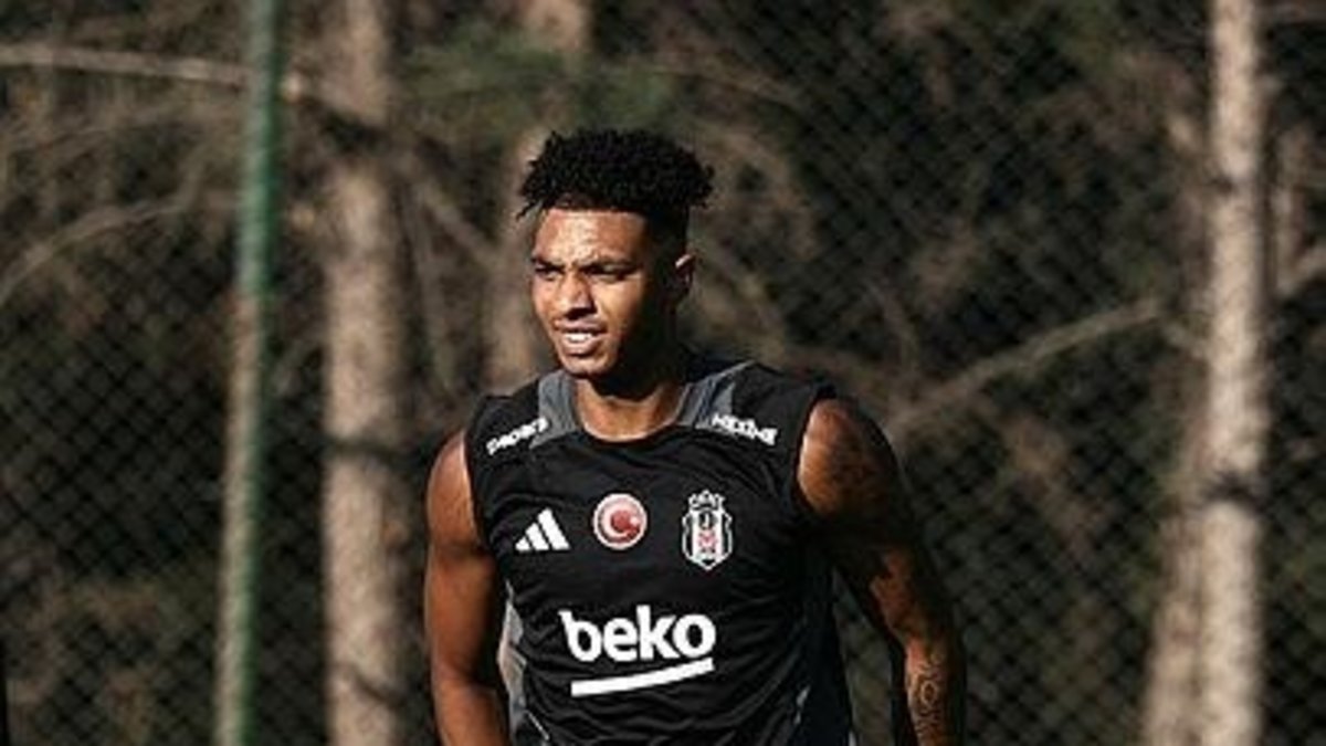 Cher Ndour, le nouveau transfert de Beşiktaş, a participé à son premier entraînement !