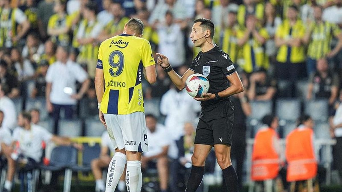 Décision intéressante de l’arbitre espagnol lors du match Fenerbahçe – Lille !