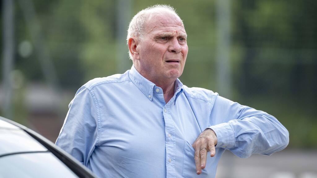 Hoeneß s’en prend à la FIFA et à l’UEFA