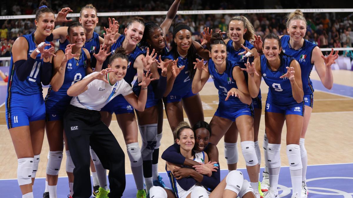 Italvolley stellaire !  La Serbie, championne du monde, a été dépassée et les femmes ont également atteint les demi-finales