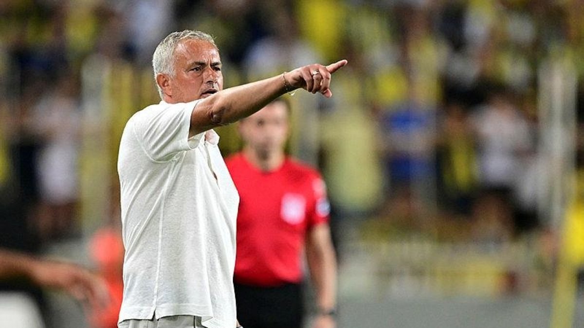 José Mourinho : Nous méritons plus !