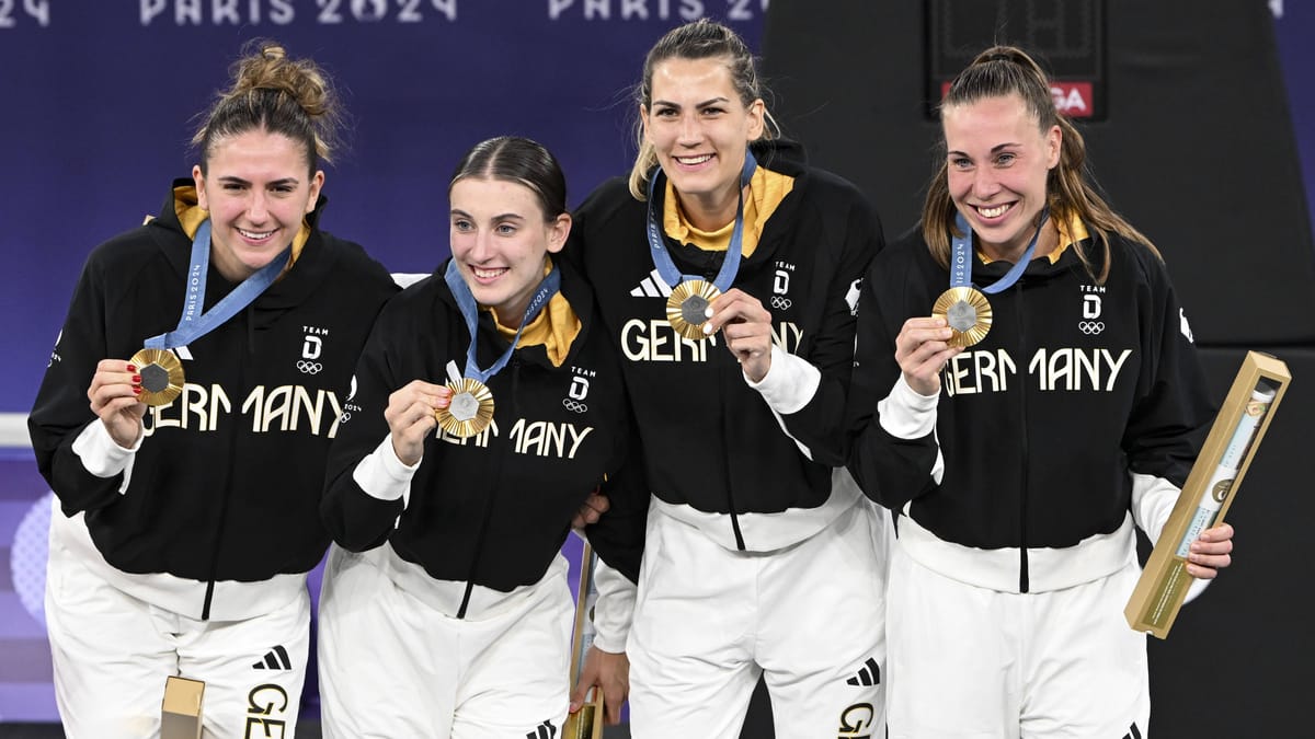 Joueurs allemands de basket-ball 3×3 médaillés d’or aux Jeux olympiques : "Incompréhensible"