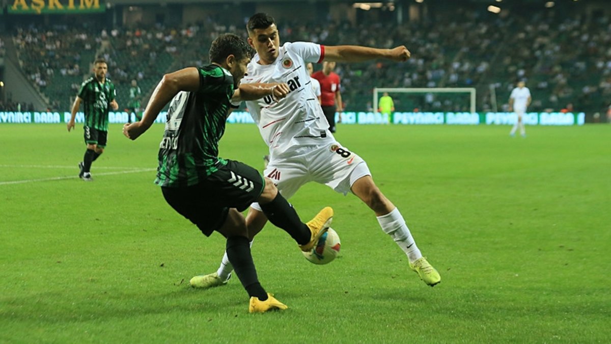 Kocaelispor 2 – 1 Gençlerbirliği (RÉSUMÉ DES RÉSULTATS DU MATCH)