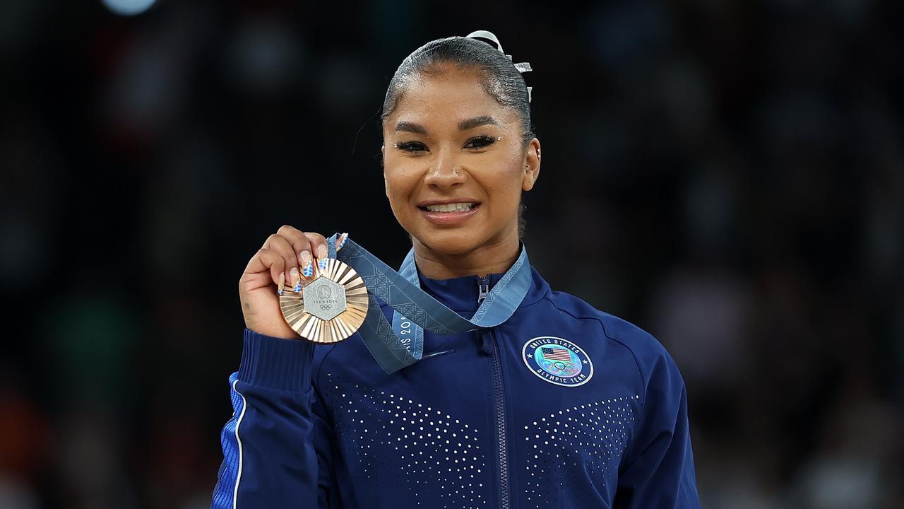 La médaille de bronze aux exercices au sol doit être réattribuée