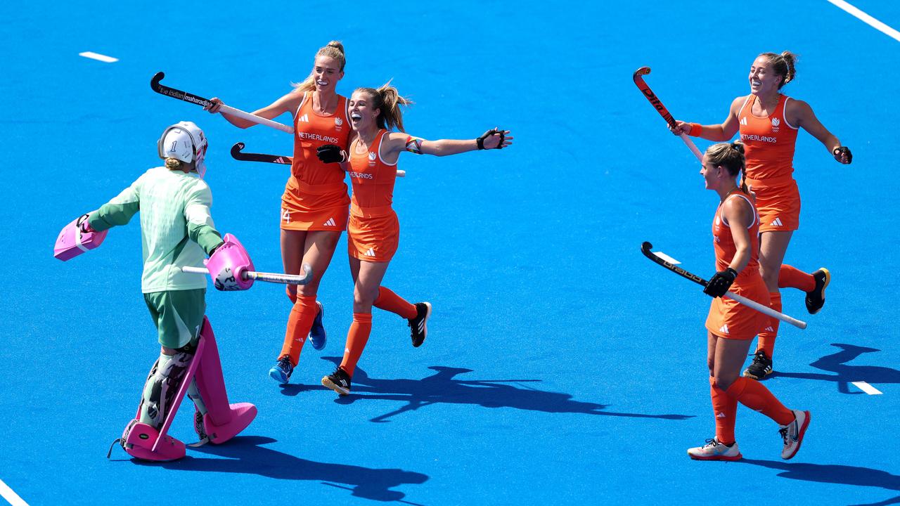 Les Pays-Bas après leur victoire au hockey contre l’Argentine en finale olympique