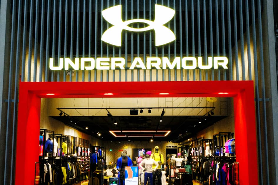 Malgré une baisse des ventes et des chiffres rouges : Under Armour a dépassé les attentes au premier trimestre