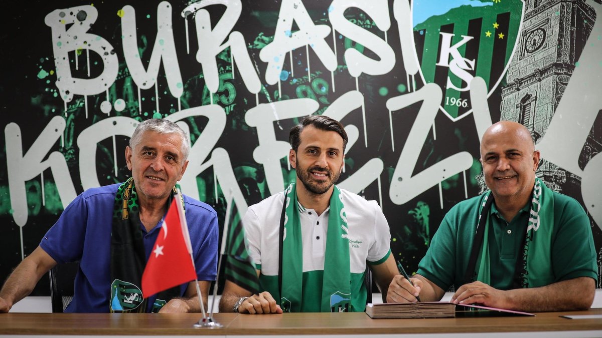 NOUVELLES DE TRANSFERT : Caner Osmanpaşa est officiellement à Kocaelispor !