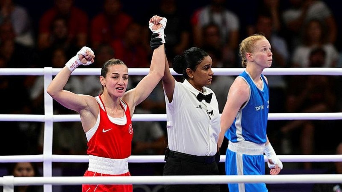 Notre boxeur national Buse Naz Çakıroğlu est en demi-finale !