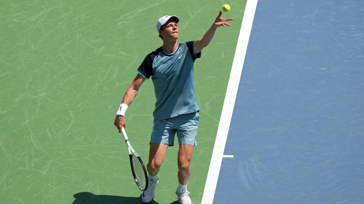 Sinner peine mais dépasse Michelsen à Cincinnati : « Je ne suis pas à 100%. L’US Open est le véritable objectif »