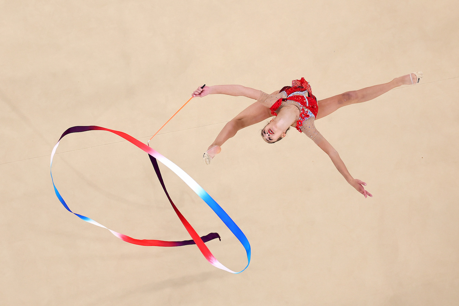 Sofia Raffaeli entre dans l’histoire : bronze pour l’Italienne, c’est la première médaille olympique pour une Italienne dans la compétition individuelle générale de gymnastique rythmique. Voici son dernier test de cassette