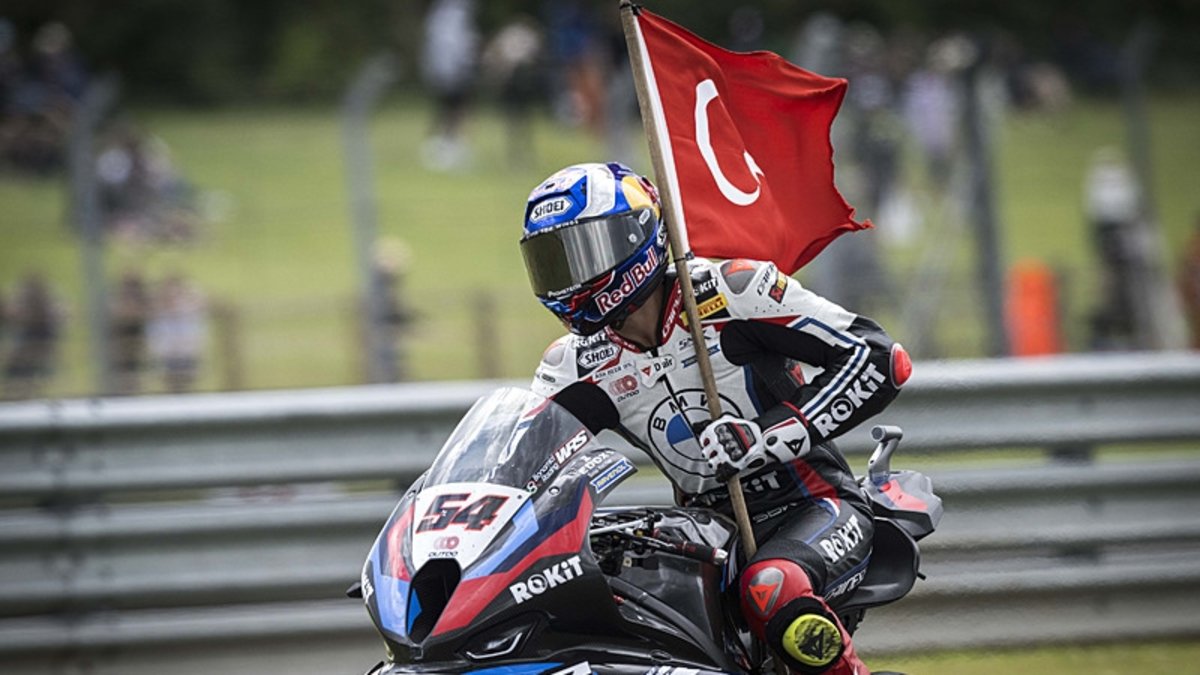 Super record en Superbike de Toprak Razgatlıoğlu !