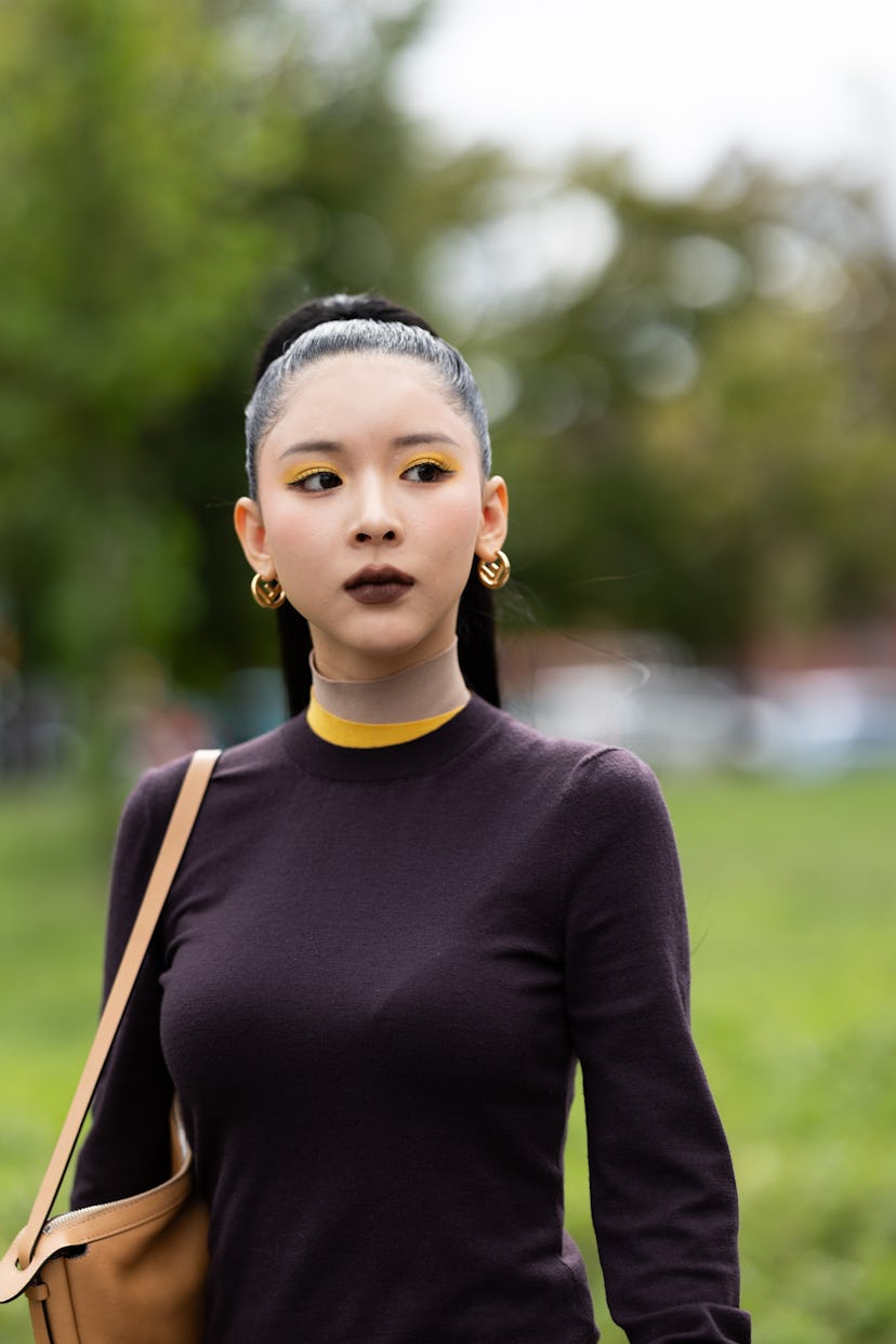 looks beauté street style de la fashion week de milan printemps/été 2025 