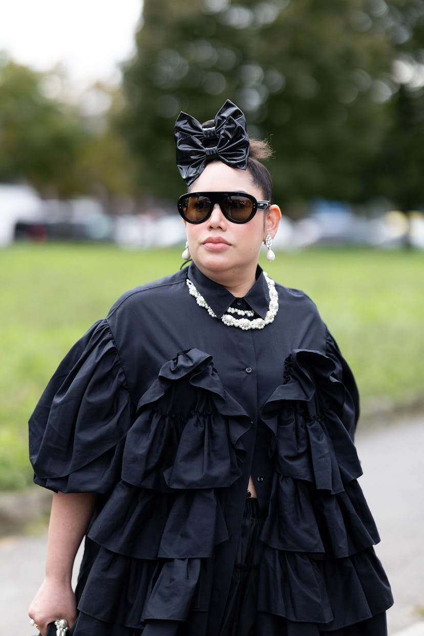 looks beauté street style de la fashion week de milan printemps/été 2025 