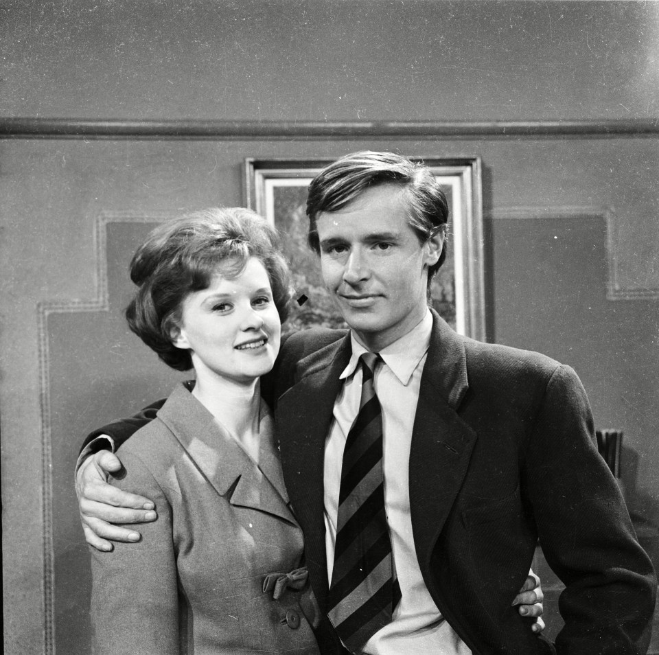 Bill joue le rôle de Ken Barlow depuis le premier épisode du feuilleton en 1960