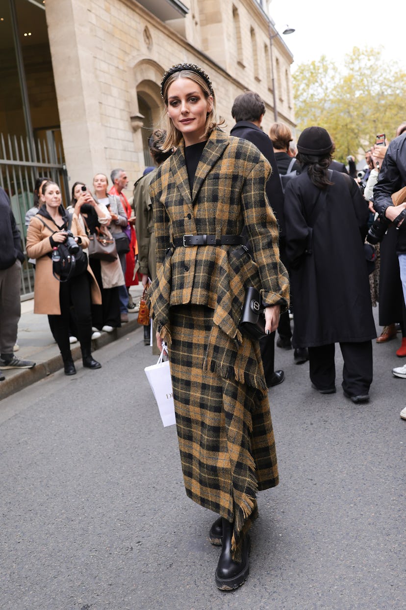 Olivia Palermo assiste au défilé Christian Dior Femme Printemps-Été 2025