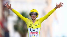 Tadej Pogacar en action lors de l'étape 21 du Tour de France.