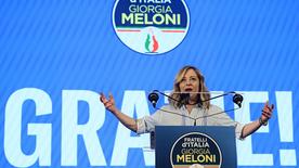 Giorgia Meloni s'adresse aux partisans du parti