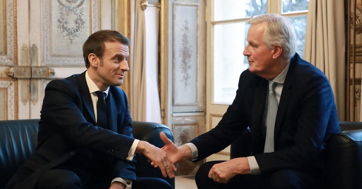 Macron dépasse la gauche en choisissant le conservateur Michel Barnier comme Premier ministre